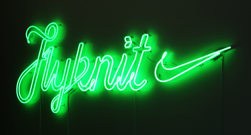 asset_xlarge_Slide_FlyknitCollective_960px_517px_1